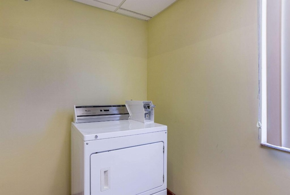 Econo Lodge Inn & Suites North Little Rock Image 23