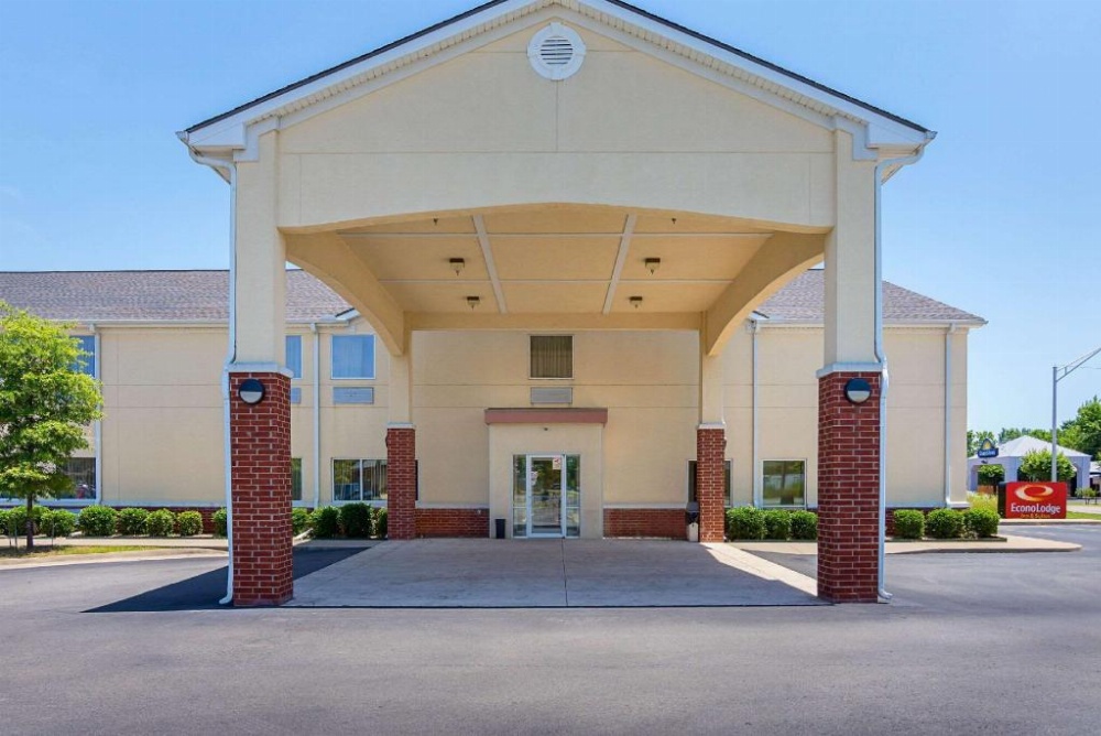 Econo Lodge Inn & Suites North Little Rock Image 34
